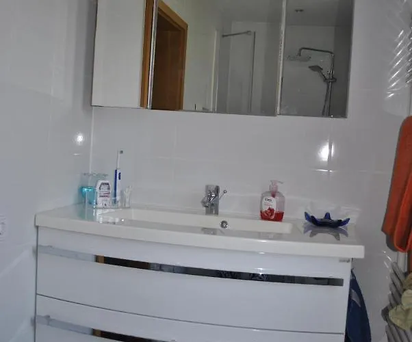 Gemütliche Im Einfamilienhaus *