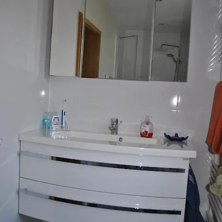 Gemütliche Im Einfamilienhaus *